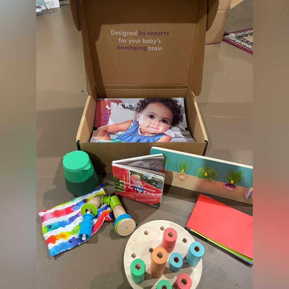 Lovevery Play Kit Adventurer Kit 16,17,18 Months No Car Ramp